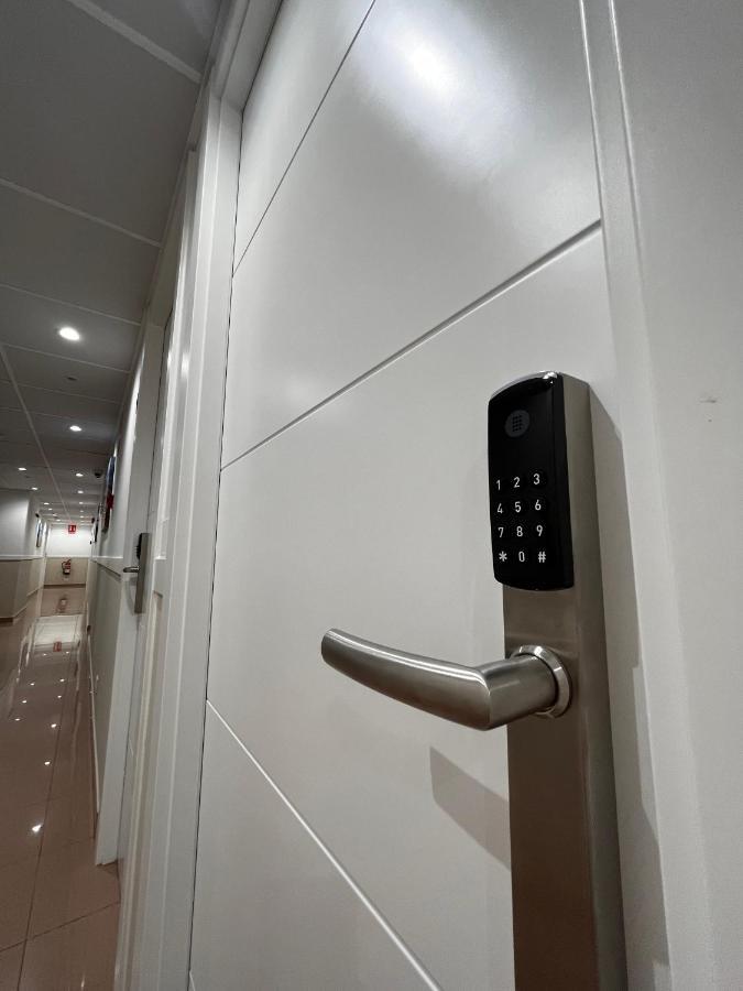 Hostal La Poetisa - Auto Check-In คุลเยเรโด ภายนอก รูปภาพ